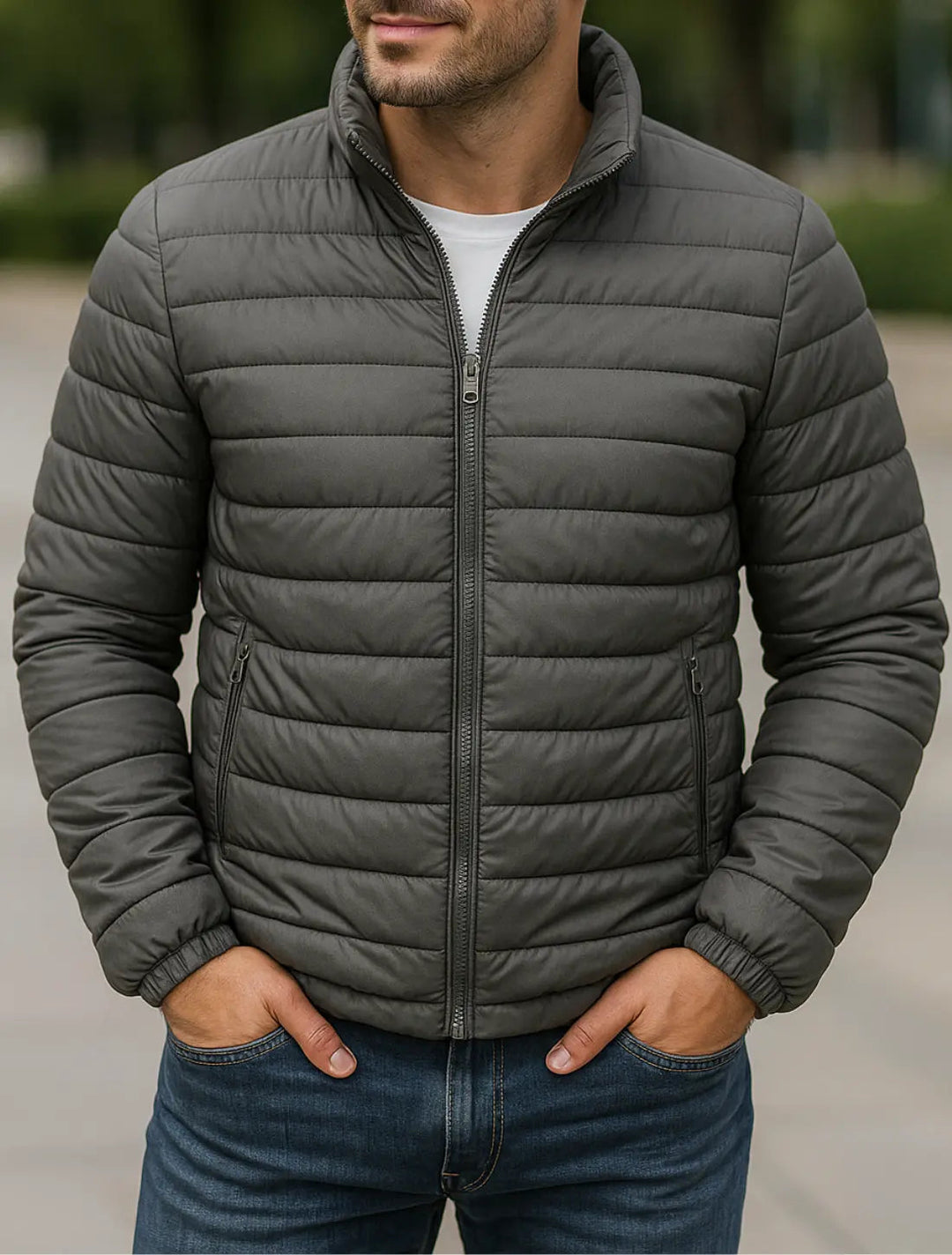 Teplá prešívaná bunda s golierom