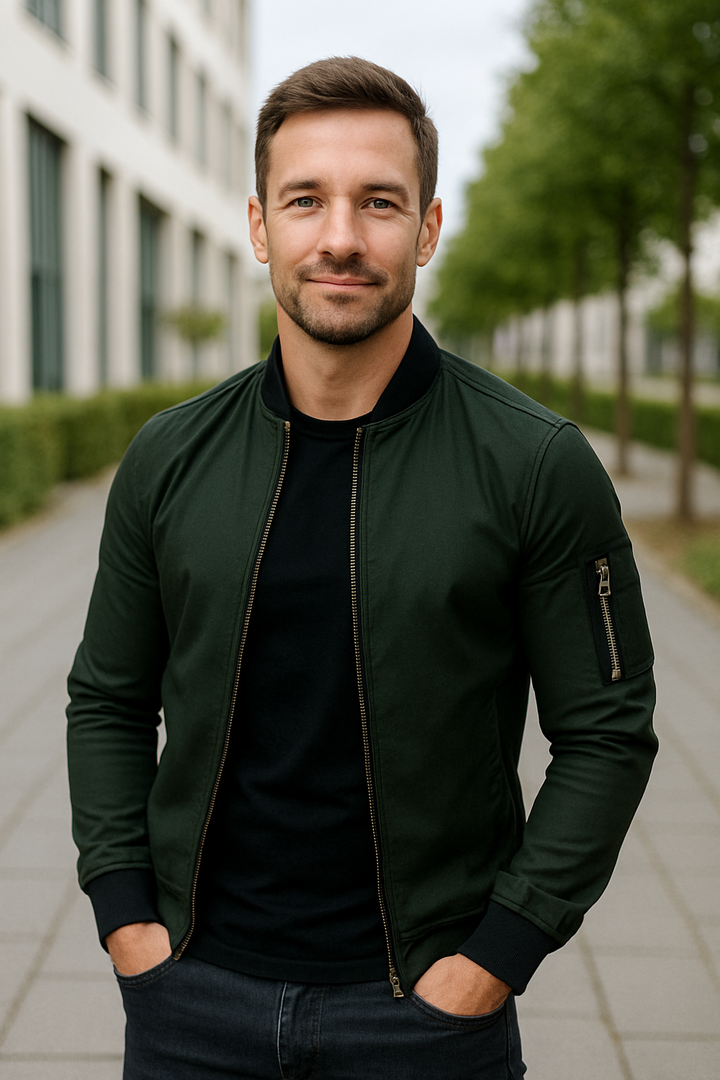 Ľahká zimná bunda so zipsom a vreckami