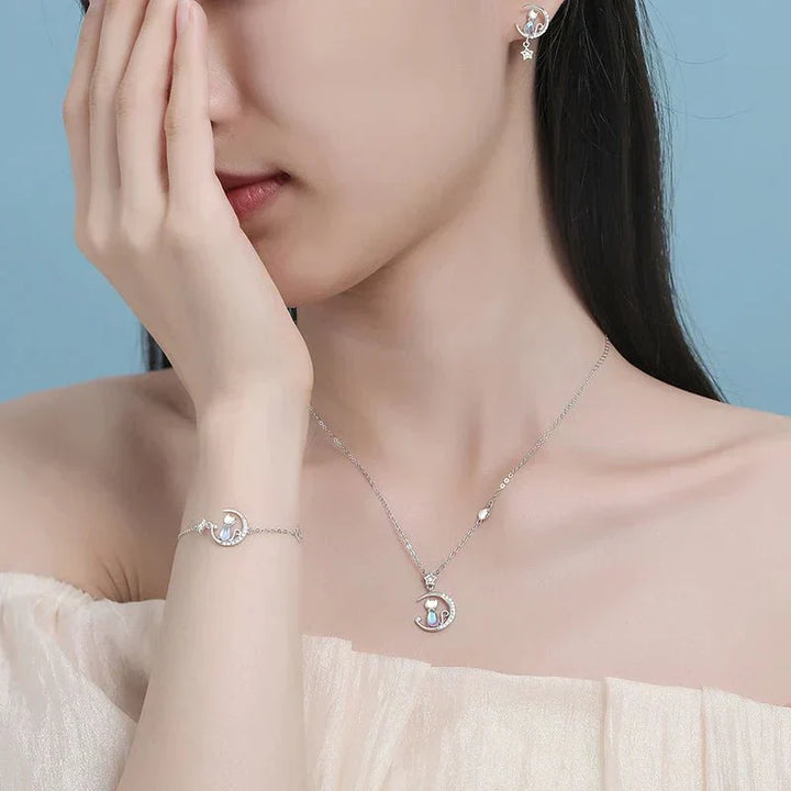 925 Sterling Silver Náušnice s Mačkou, Mesiacom, Hviezdou a Zirkónovými Akcentmi