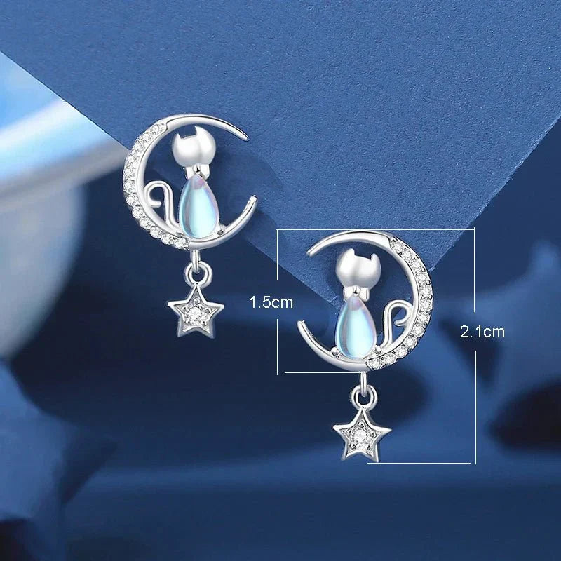 925 Sterling Silver Náušnice s Mačkou, Mesiacom, Hviezdou a Zirkónovými Akcentmi