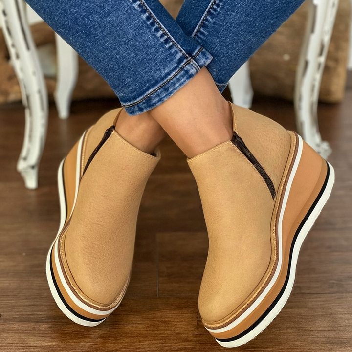 Emilia | štýlové a pohodlné členkové čižmy